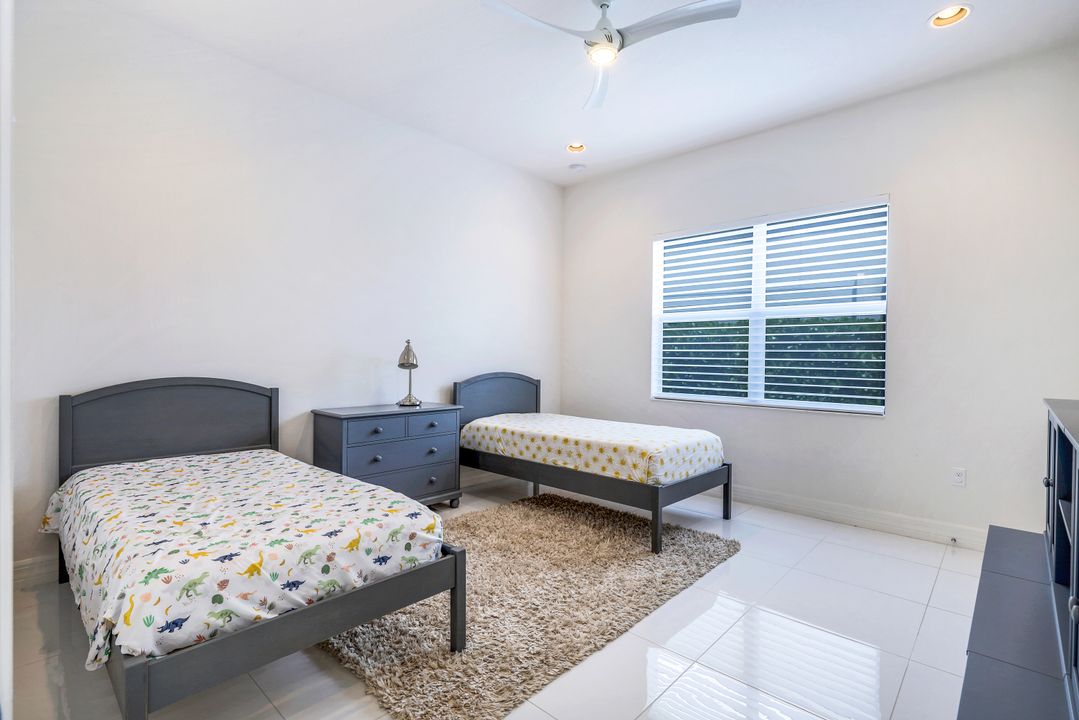 4509 Azalea Dr, Naples, FL 34119