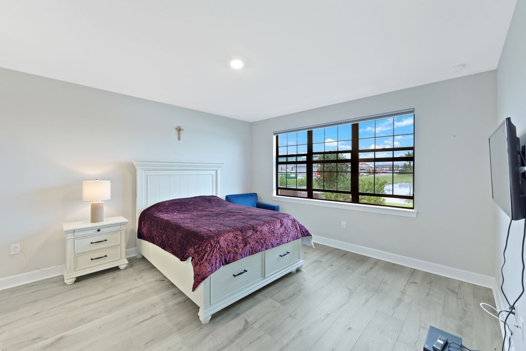 15261 Zeno Wy #102, Naples, FL 34114