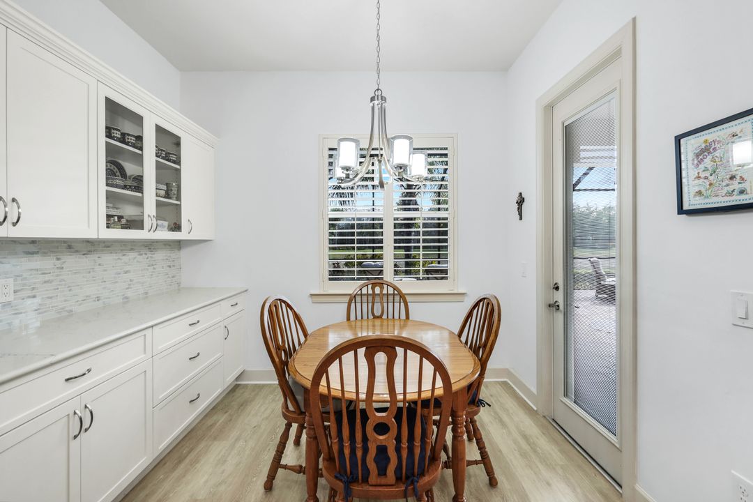 9065 Siesta Bay Dr, Naples, FL 34120