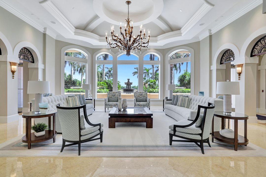 1060 Borghese Ln #2001, Naples, FL 34114