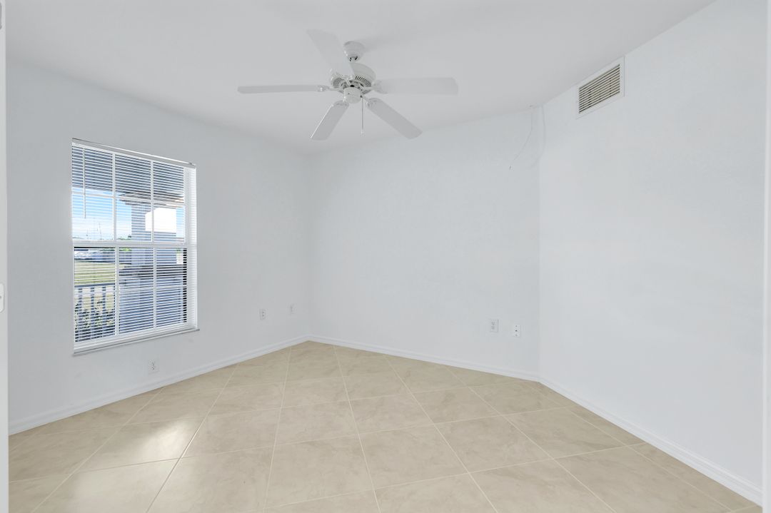 1706 NE 2nd Pl, Cape Coral, FL 33909