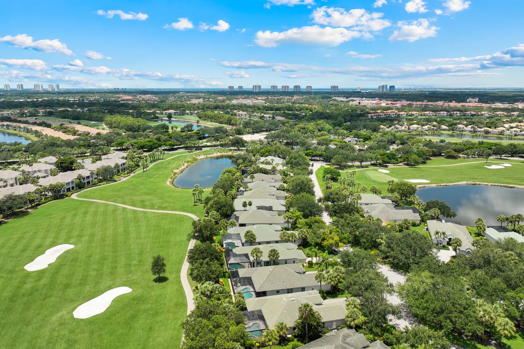 23151 Foxberry Ln, Bonita Springs, FL 34135