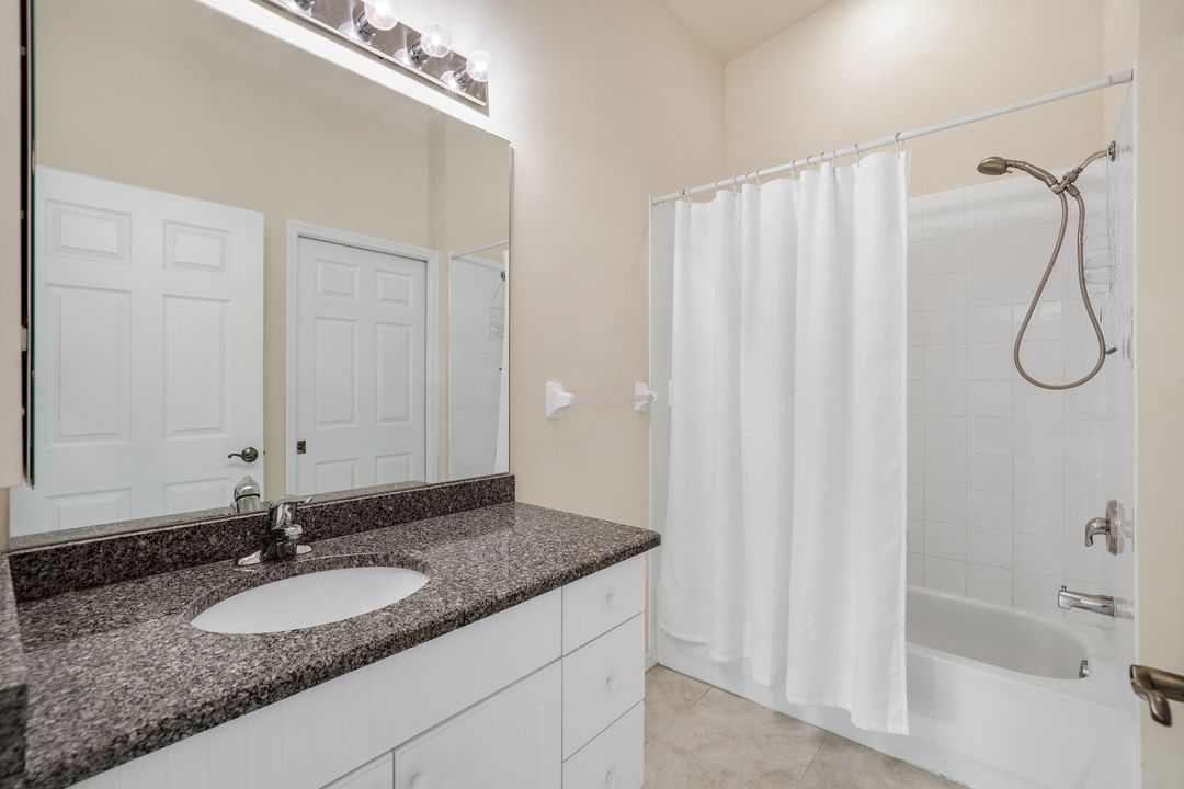 2373 Hidden Lake Ct #10, Naples, FL 34112