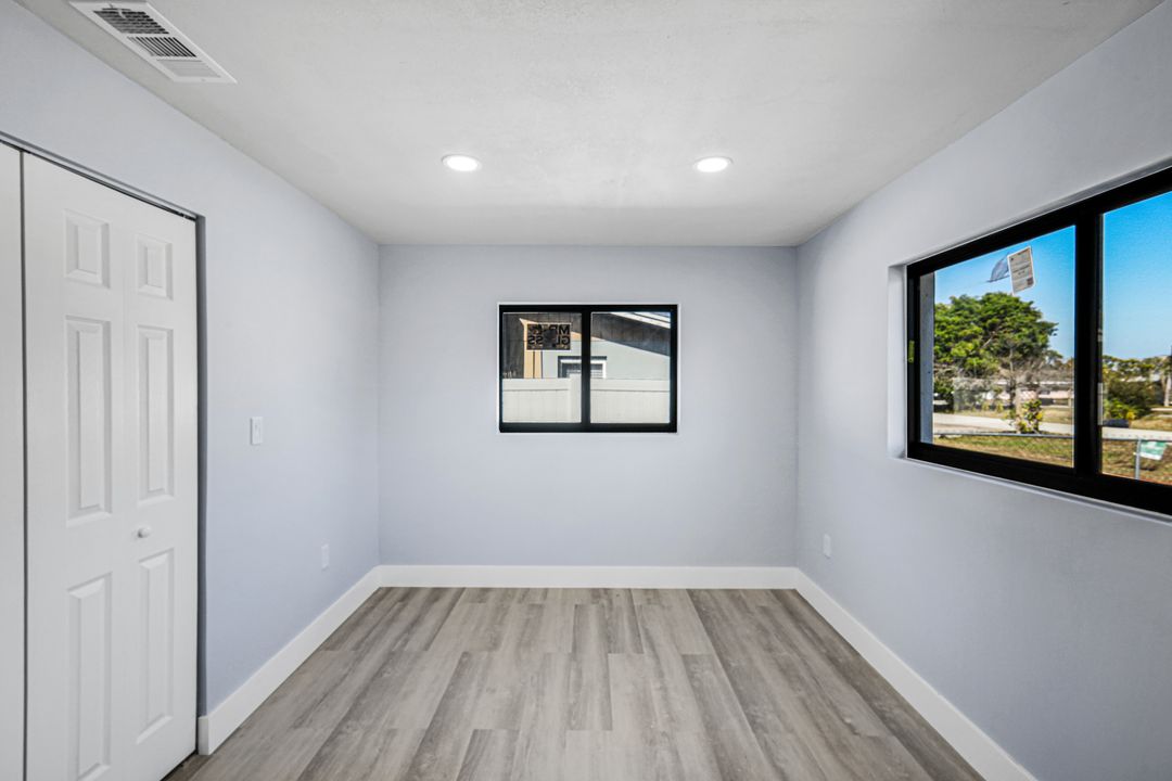 1389 Pine Ave, North Fort Myers, FL 33917