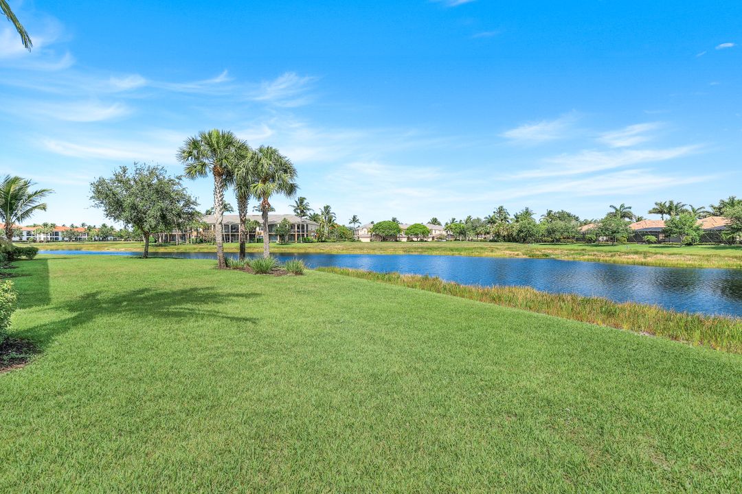 3159 Serena Ln #102, Naples, FL 34114