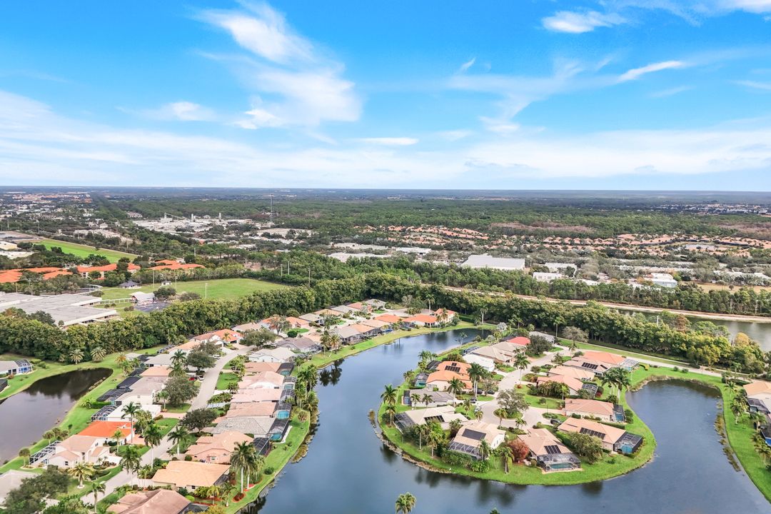 25551 Springtide Ct, Bonita Springs, FL 34135