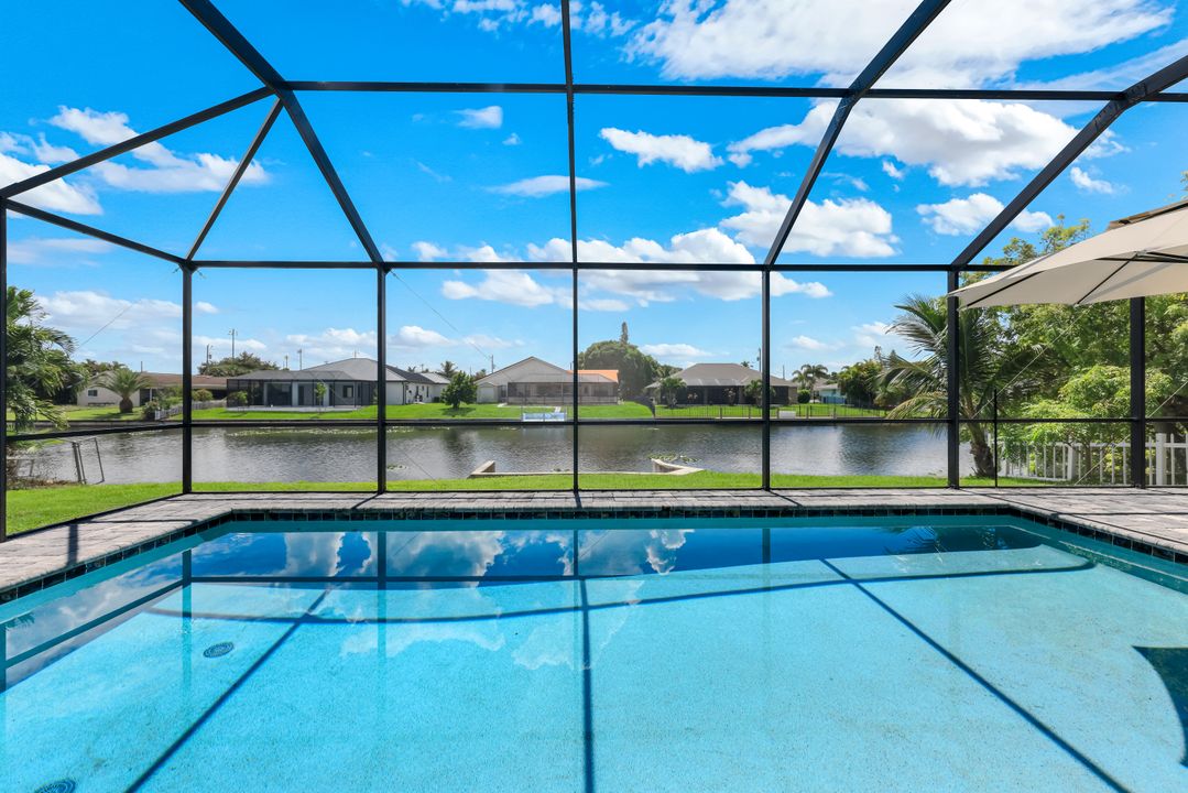 2126 NE 2nd St, Cape Coral, FL 33909