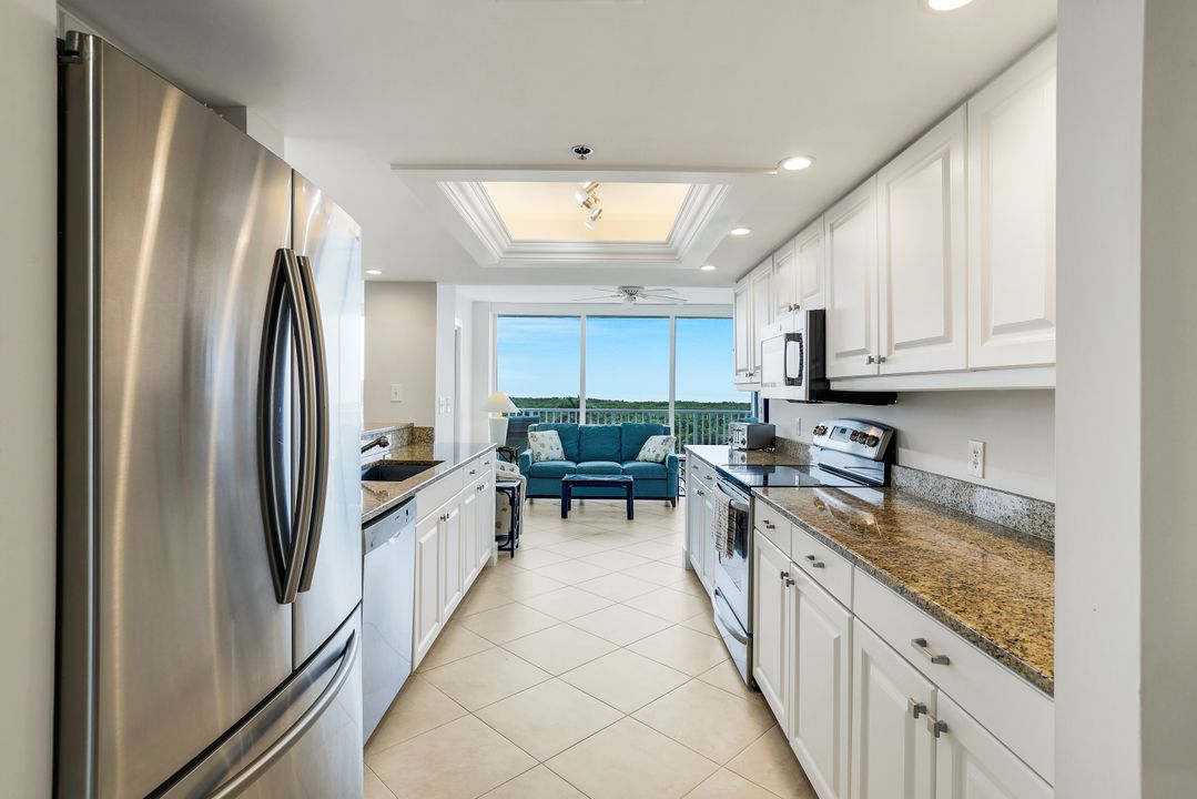 6361 Pelican Bay Blvd #601, Naples, FL 34108
