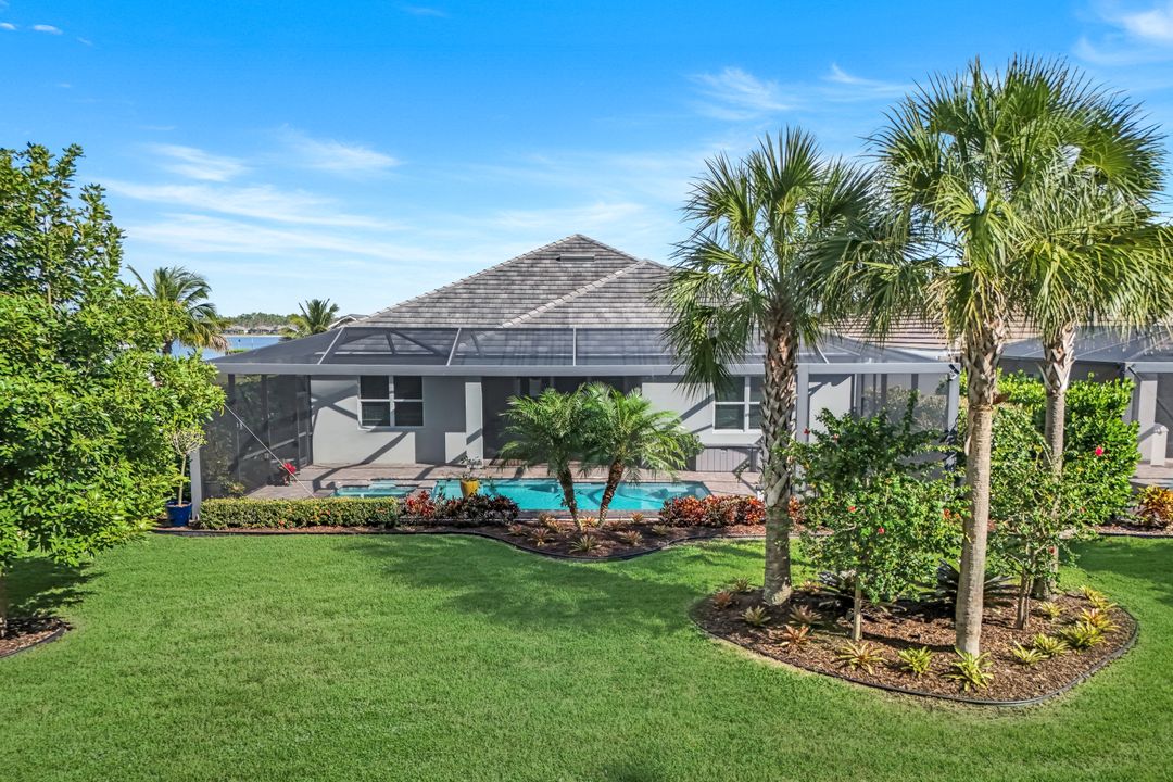 14841 Blue Bay Cir, Miromar Lakes, FL 33913