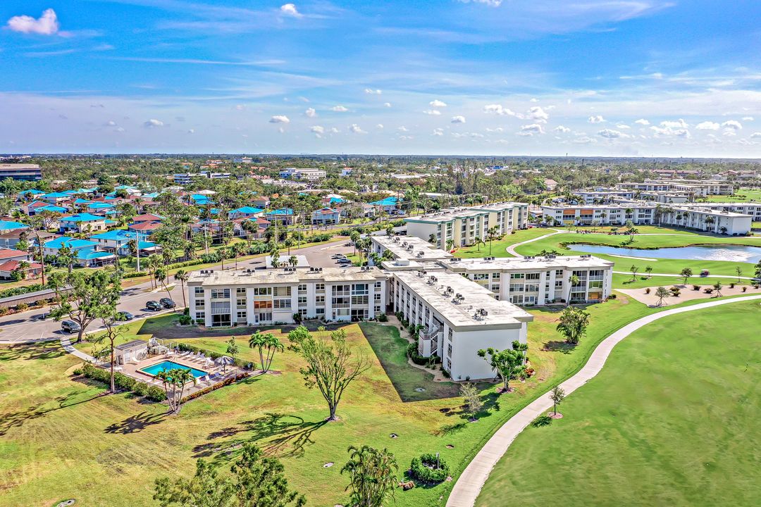 1624 Pine Valley Dr #118, Fort Myers, FL 33907