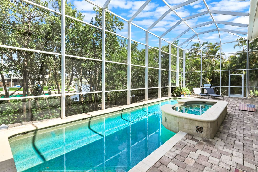 21580 Indian Bayou Dr, Fort Myers Beach, FL 33931