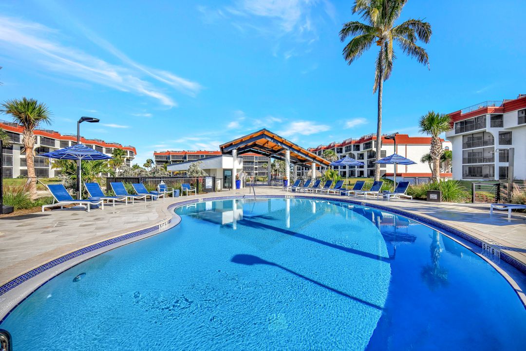 2445 W Gulf Dr, Sanibel, FL 33957