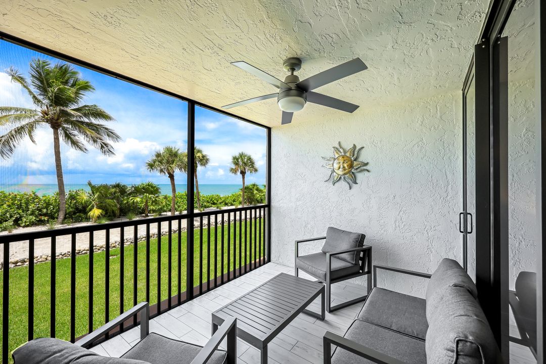 10475 Gulf Shore Dr #112, Naples, FL 34108
