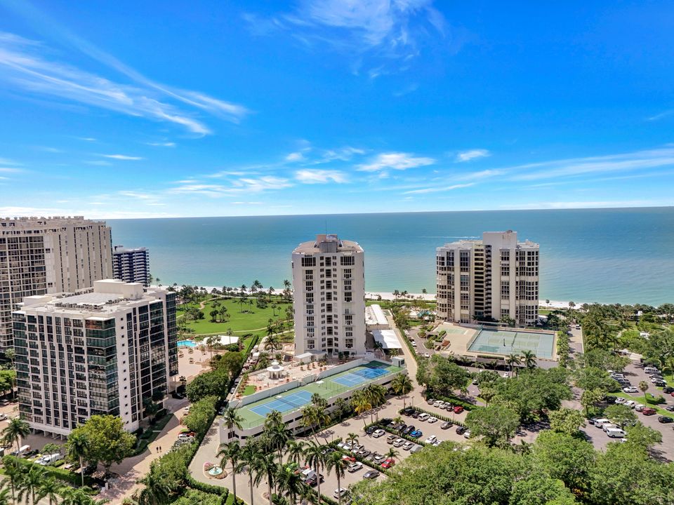 4041 Gulf Shore Blvd N #PH-6, Naples, FL 34103