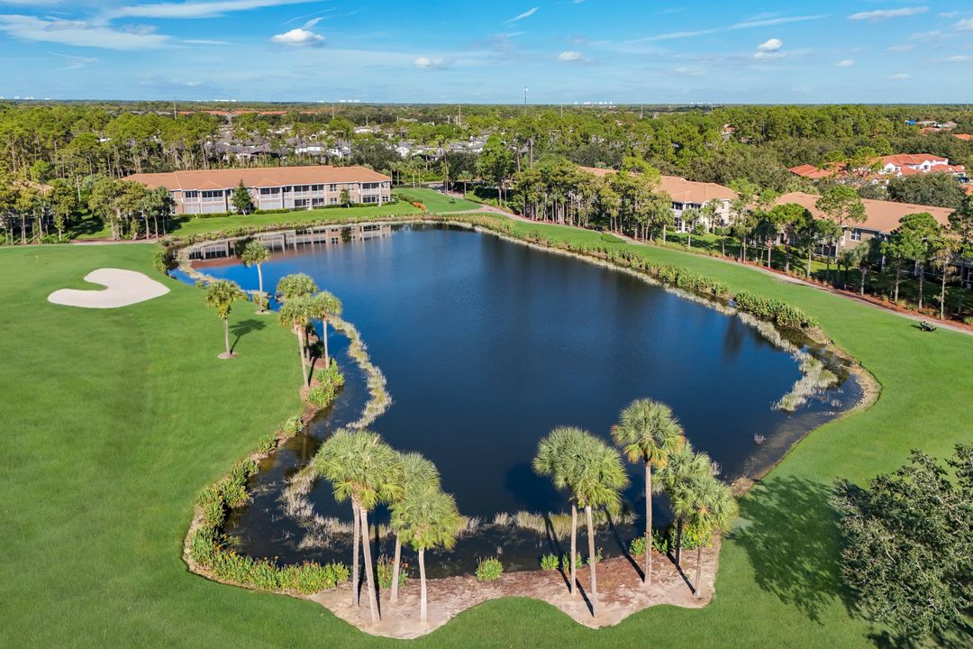 8470 Danbury Blvd #201, Naples, FL 34120