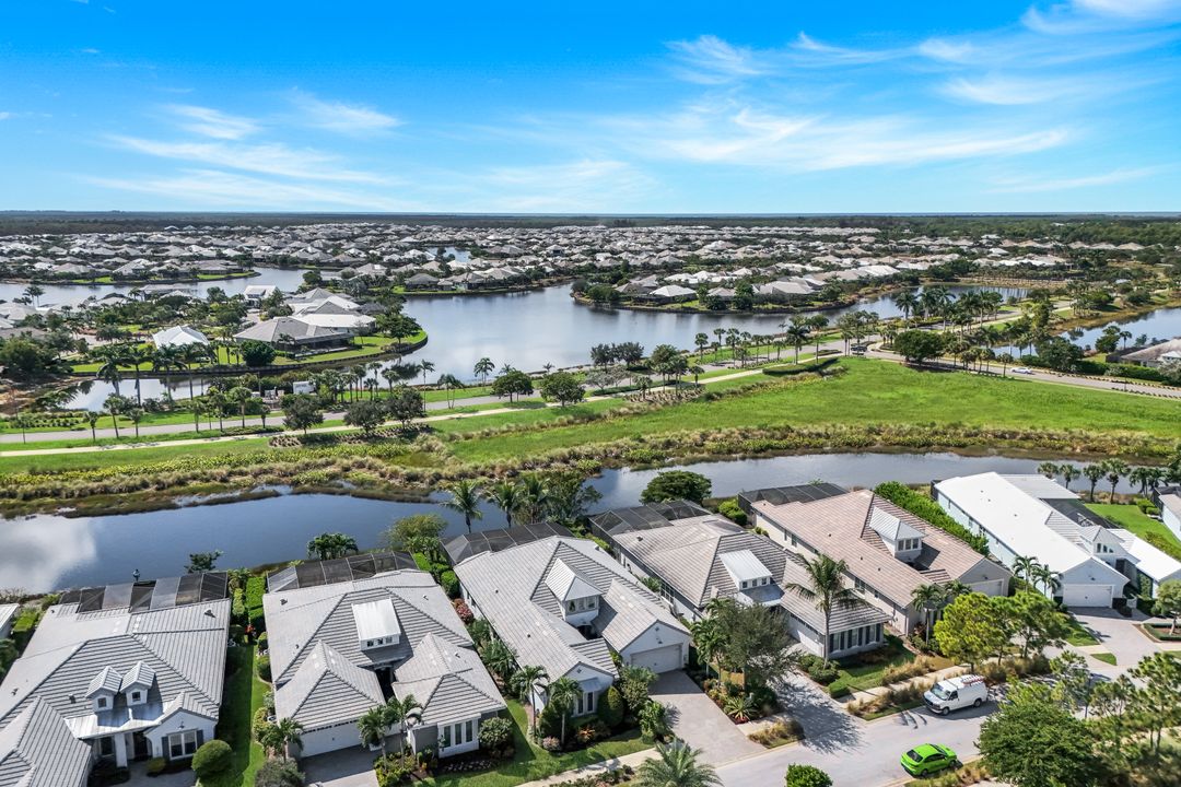 4964 Andros Dr, Naples, FL 34113