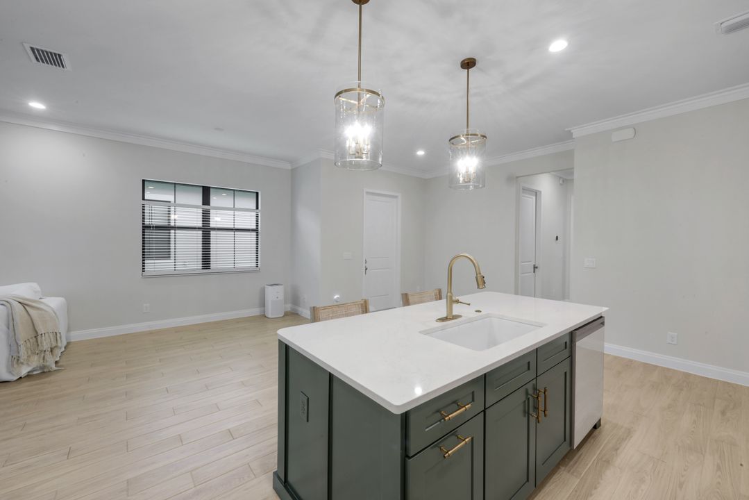 14788 Kingfisher Lp, Naples, FL 34120