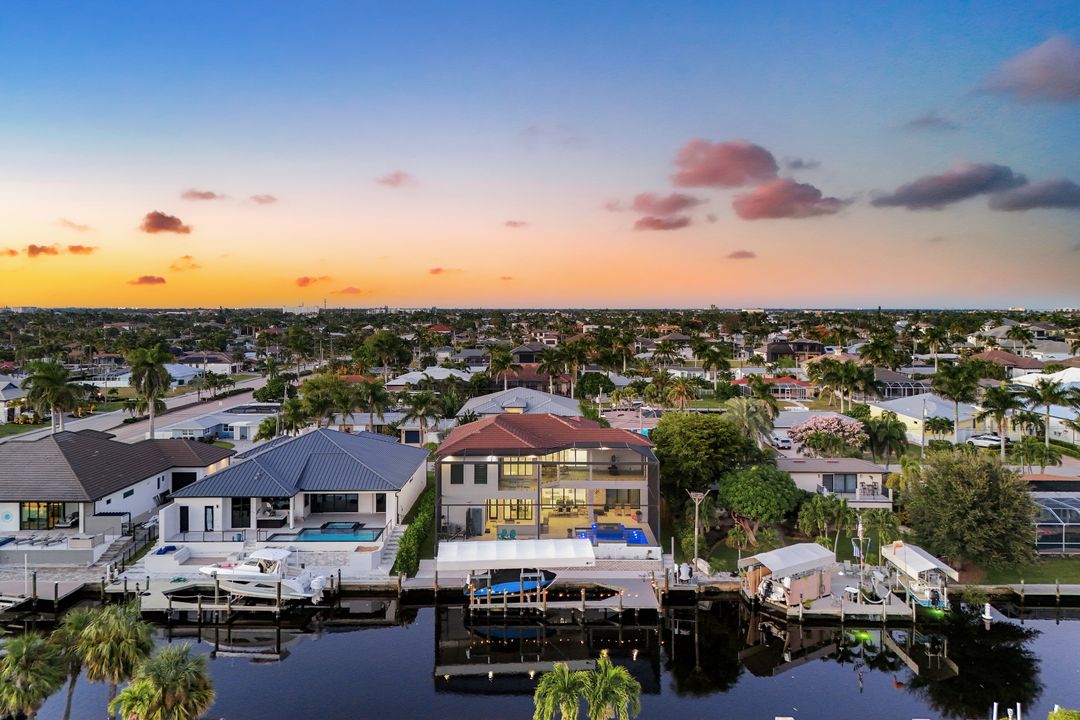 1110 Lenox Ct, Cape Coral, FL 33904