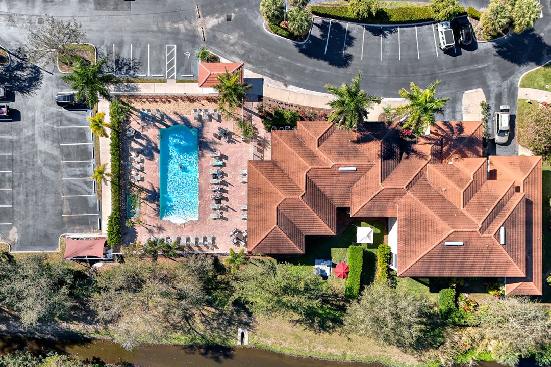 4455 Botanical Pl Cir #204, Naples, FL 34112