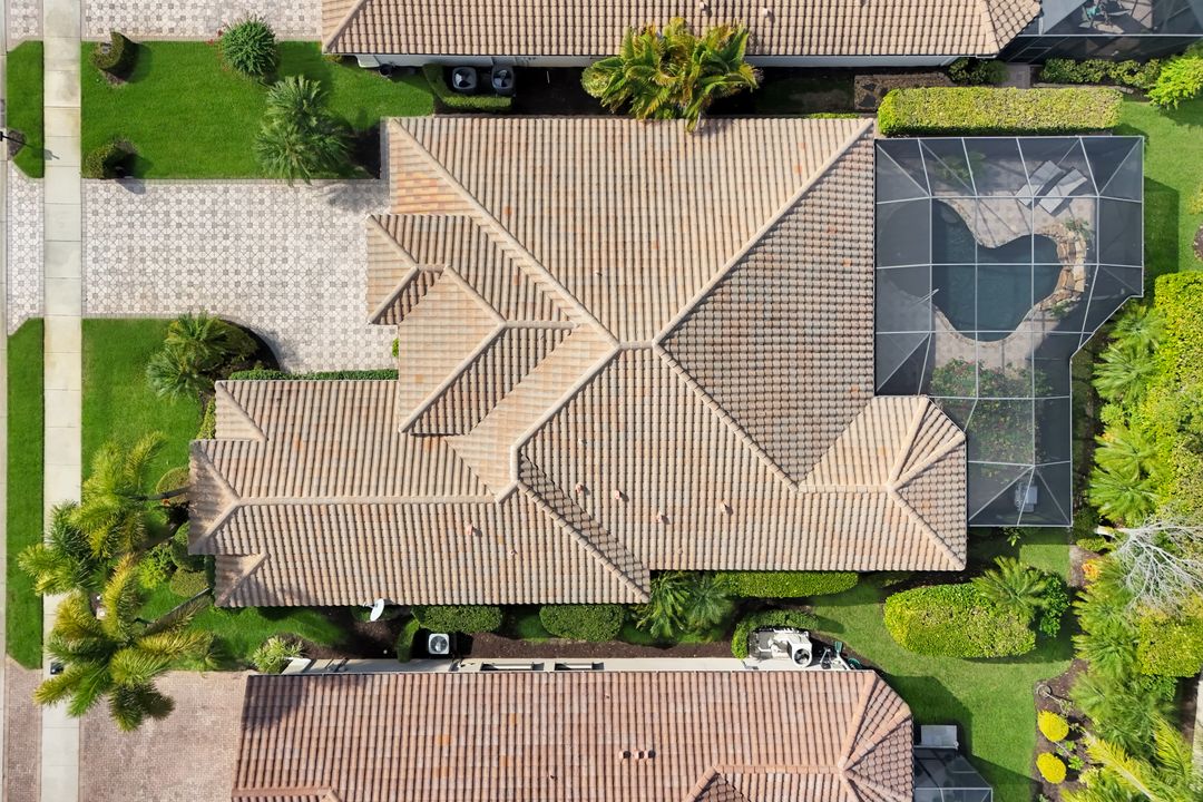 3917 Glacier Ct, Naples, FL 34119