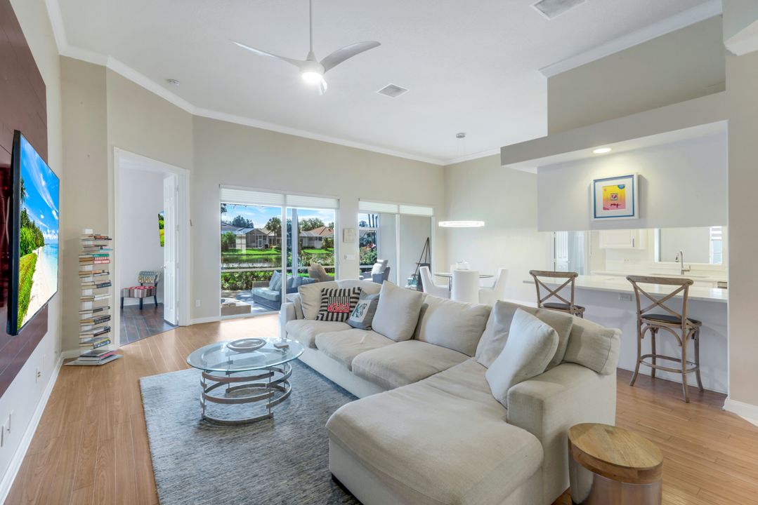 4772 Martinique Wy, Naples, FL 34119
