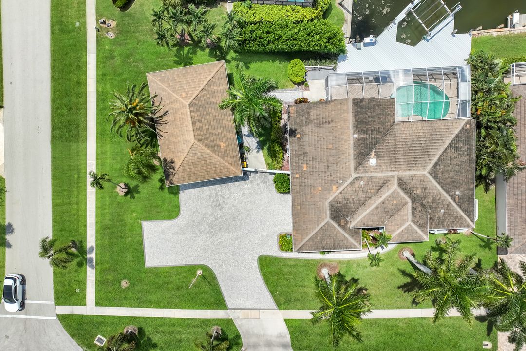 200 N Barfield Dr, Marco Island, FL 34145
