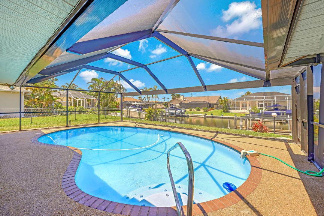 5032 Skyline Blvd, Cape Coral, FL 33914