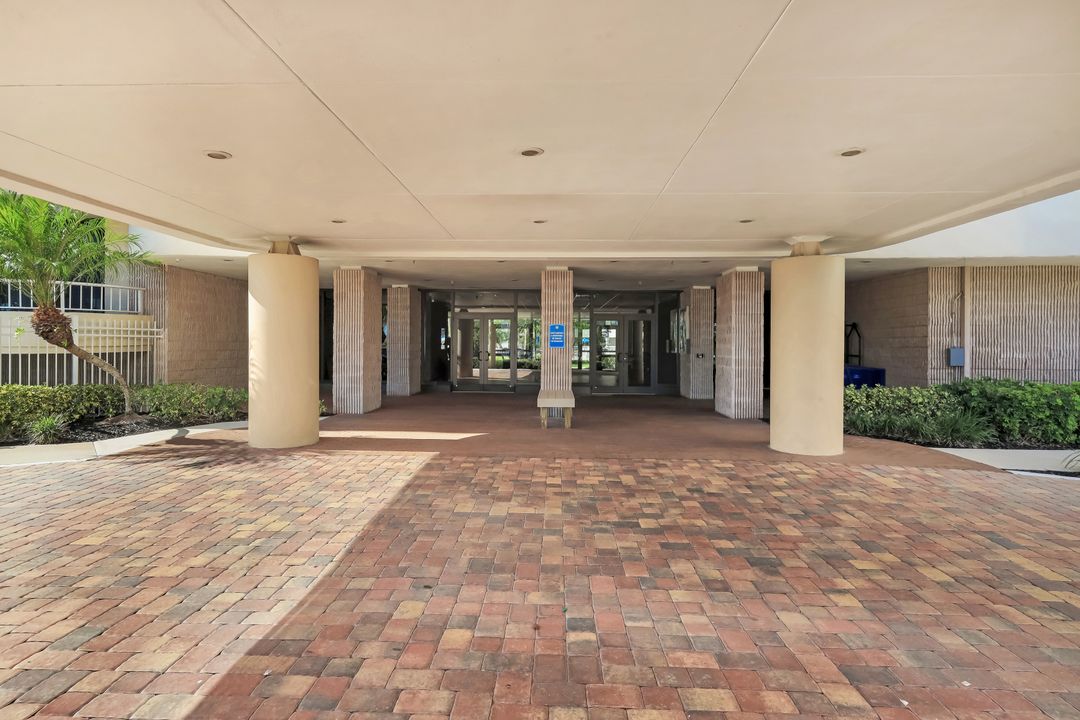 380 Seaview Ct #Tower 3 - 1201, Marco Island, FL 34145