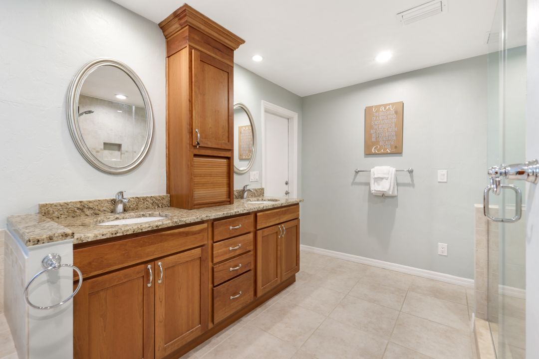 5237 Del Prado Blvd S, Cape Coral, FL 33904