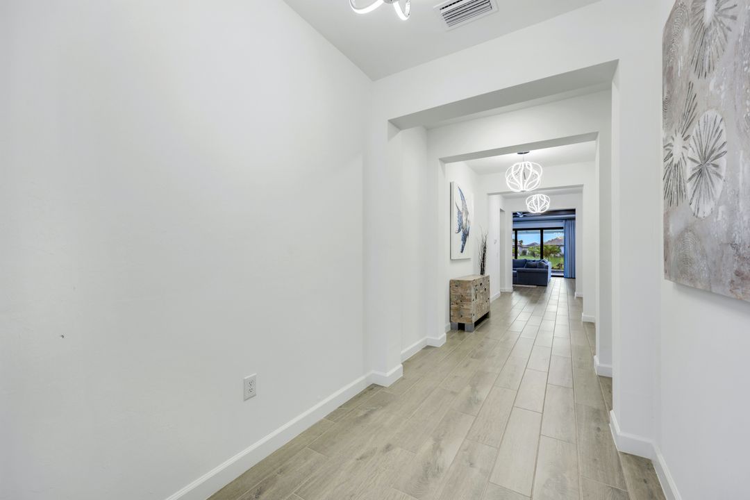 11243 Canopy Loop, Fort Myers, FL 33913