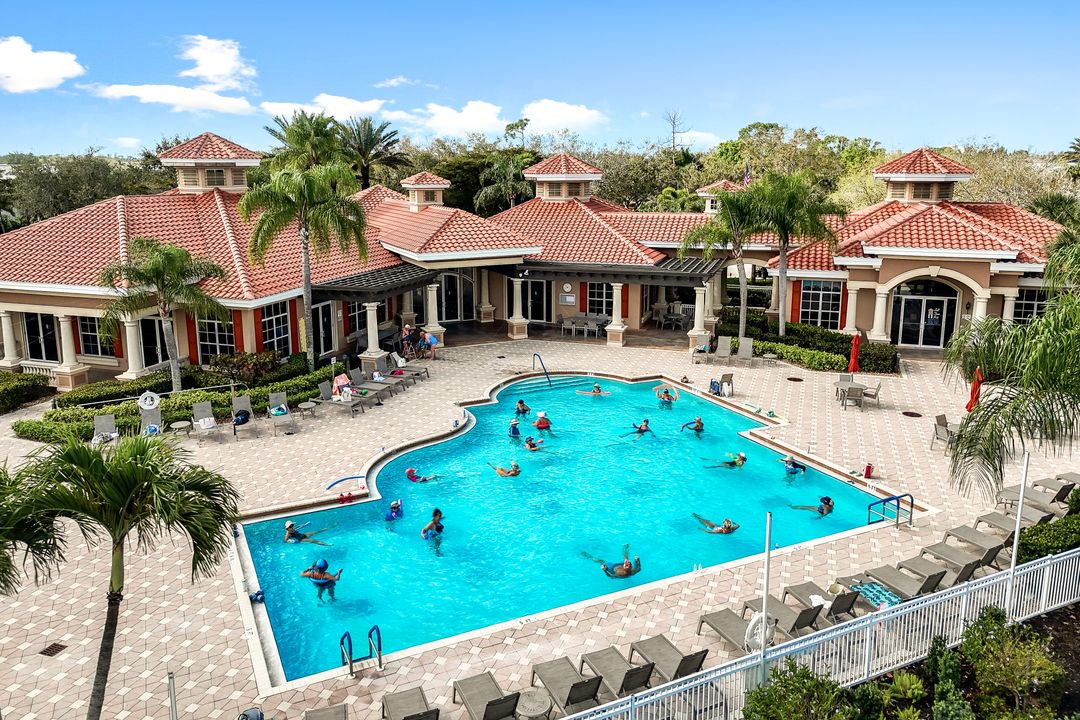 13860 Avon Park Cir #104, Fort Myers, FL 33912