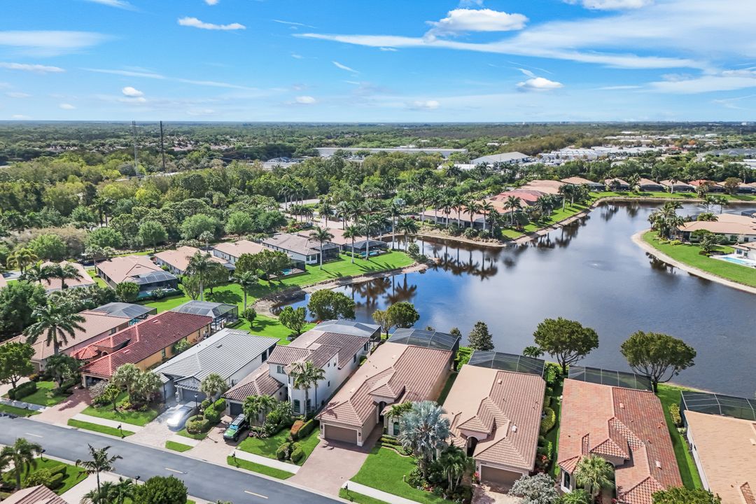 28429 San Amaro Dr, Bonita Springs, FL 34135