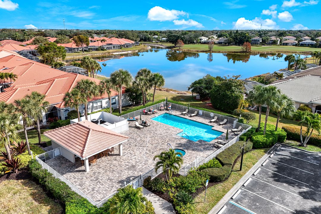 2033 Crestview Way #104, Naples, FL 34119