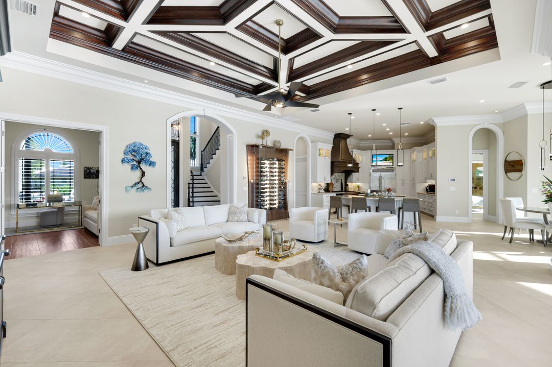 80 Anchor Ct, Marco Island, FL 34145