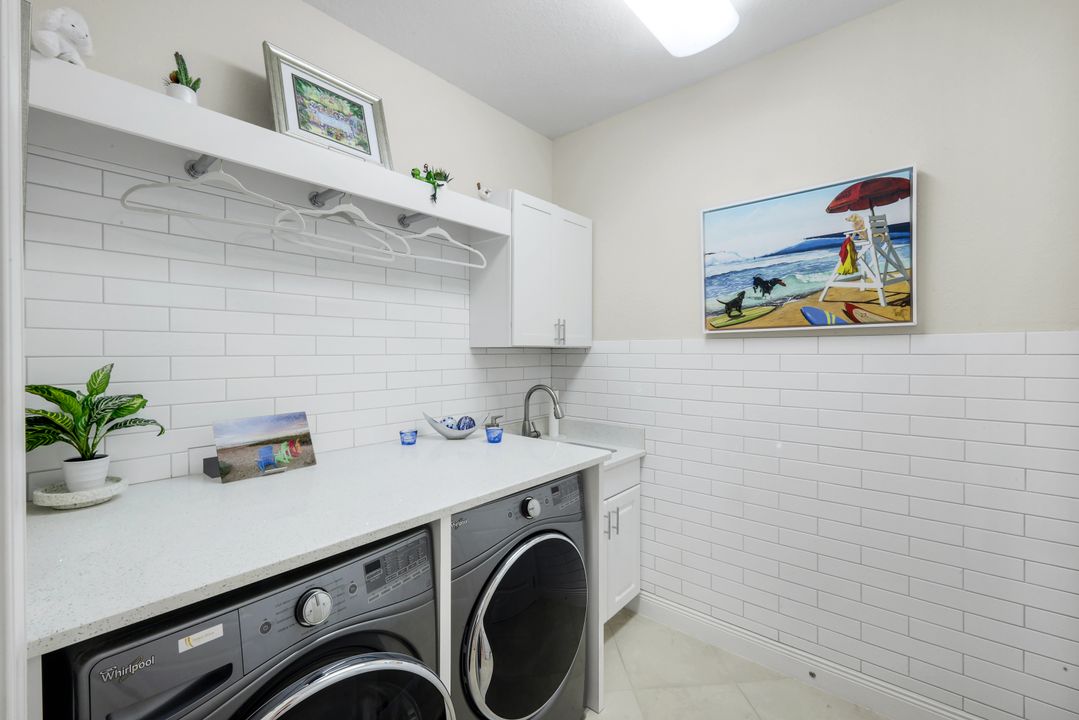 10126 Palazzo Dr, Naples, FL 34119