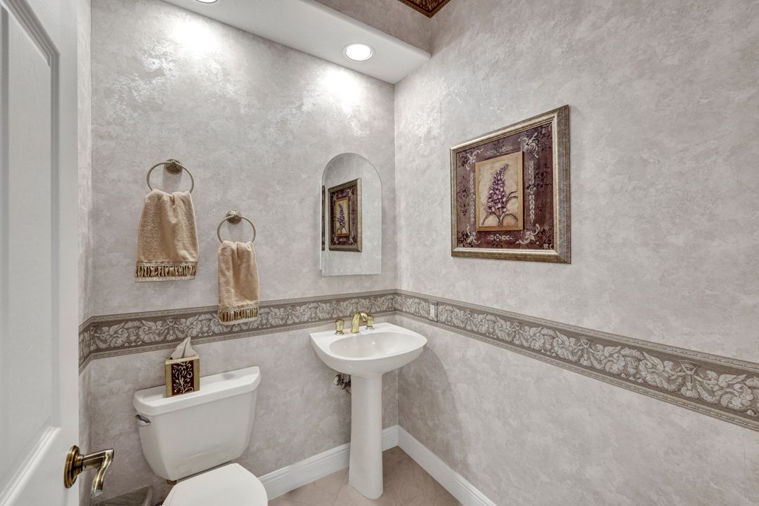 24421 Woodsage Dr, Bonita Springs, FL 34134