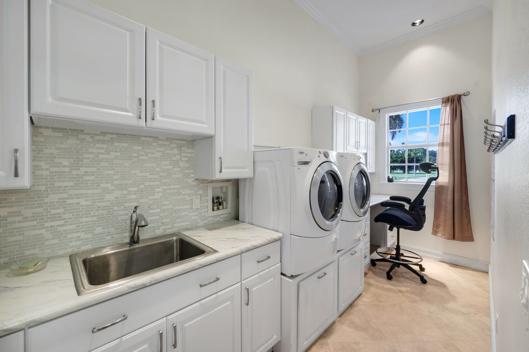 20301 Barefoot Ski Blvd, Estero, FL 33928