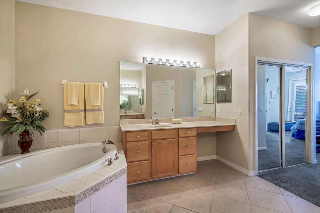 4630 Winged Foot Ct #202, Naples, FL 34112