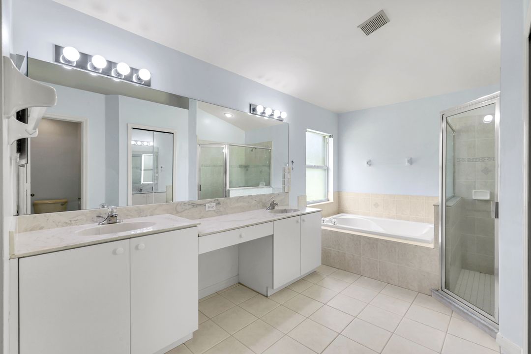 25566 Luci Dr, Bonita Springs, FL 34135