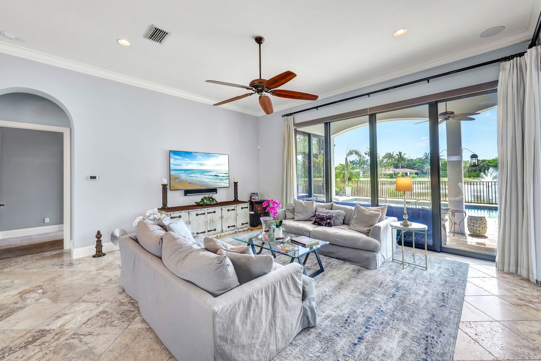 16811 Cabreo Dr, Naples, FL 34110