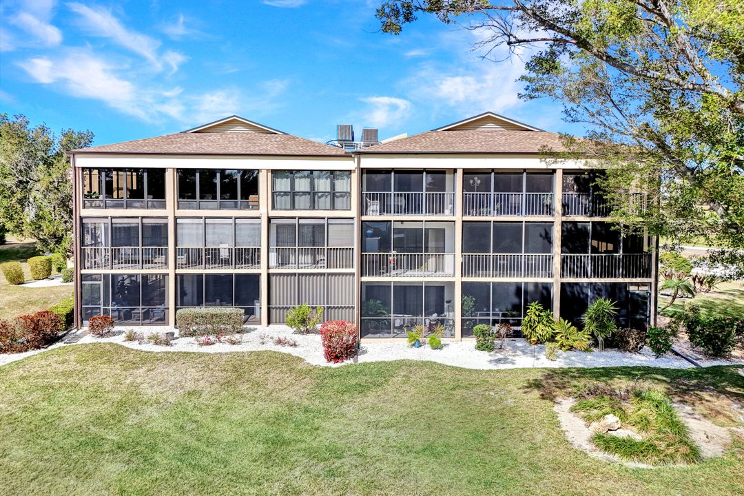 6300 Cougar Run  #104, Fort Myers, FL 33908