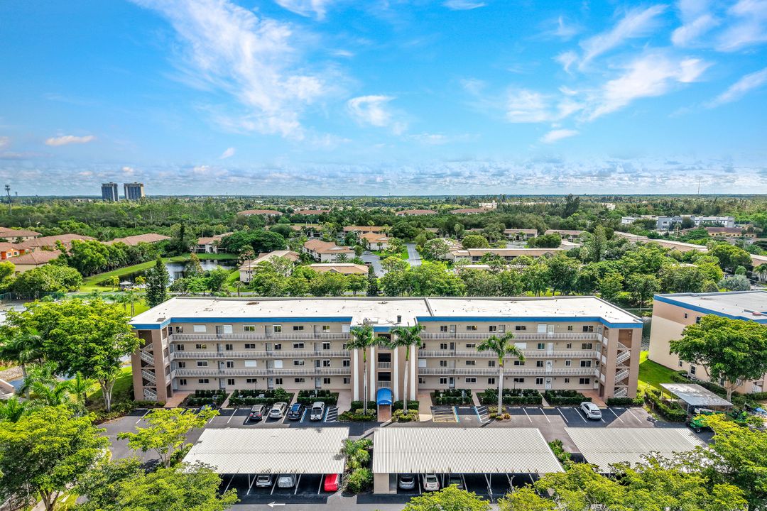 14901 Park Lake Dr #106, Fort Myers, FL 33919