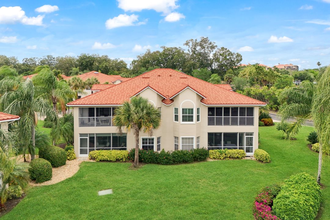 6240 Reserve Cir #802, Naples, FL 34119