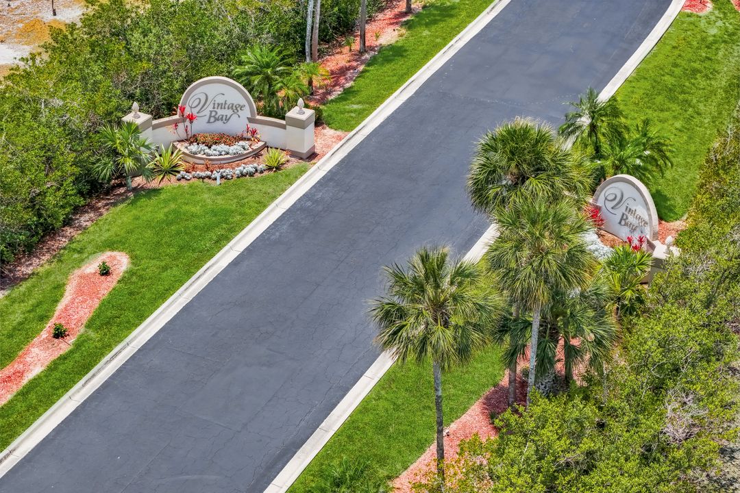 337 Vintage Bay Dr #D25, Marco Island, FL 34145