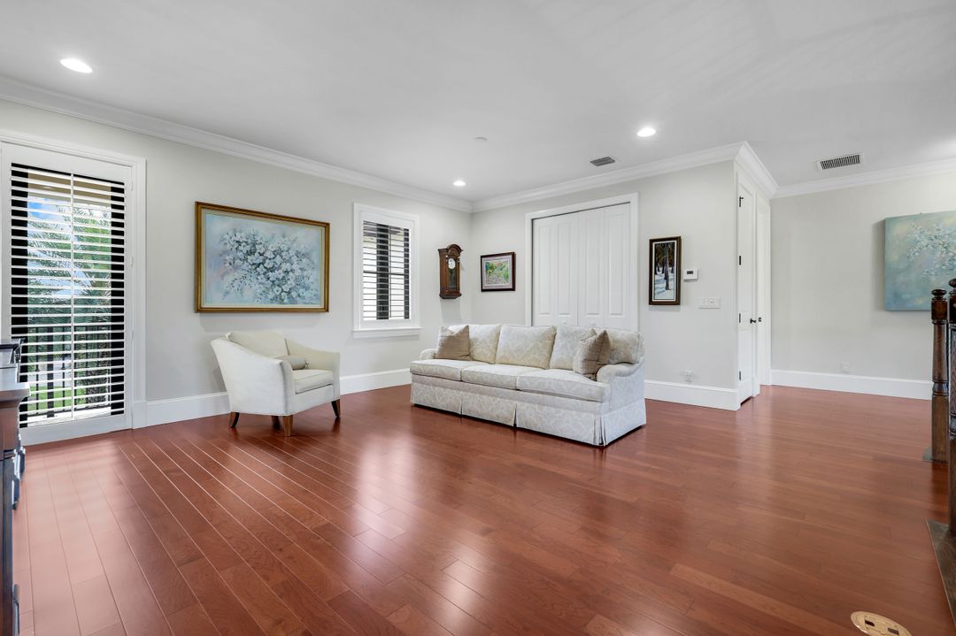 2351 Traditions Ct, Naples, FL 34105