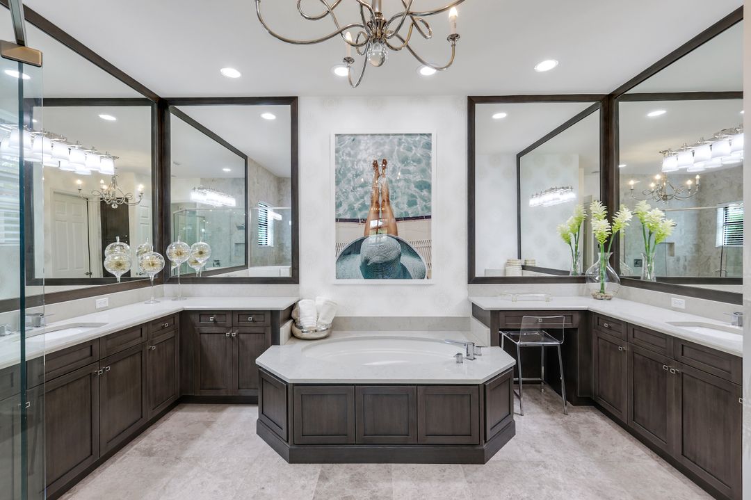 4056 Nova Ln, Naples, FL 34119