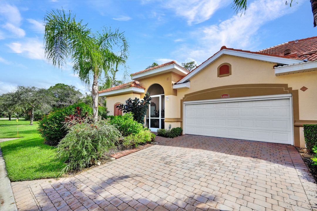 13968 Avon Park Cir, Fort Myers, FL 33912