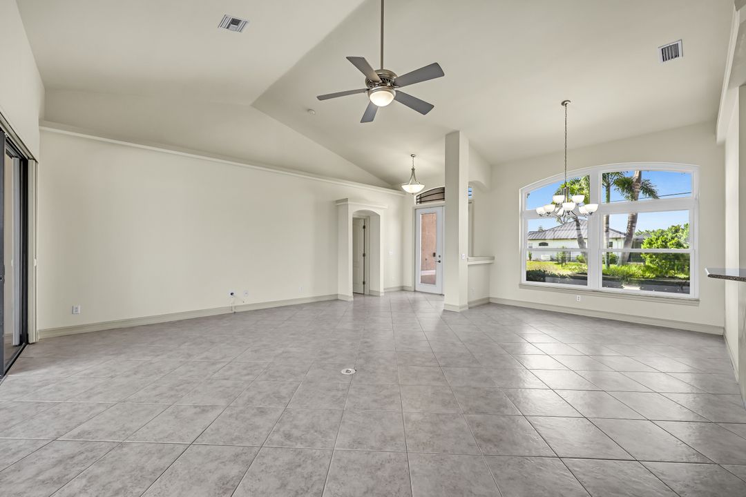 907 NW 18th St, Cape Coral, FL 33993
