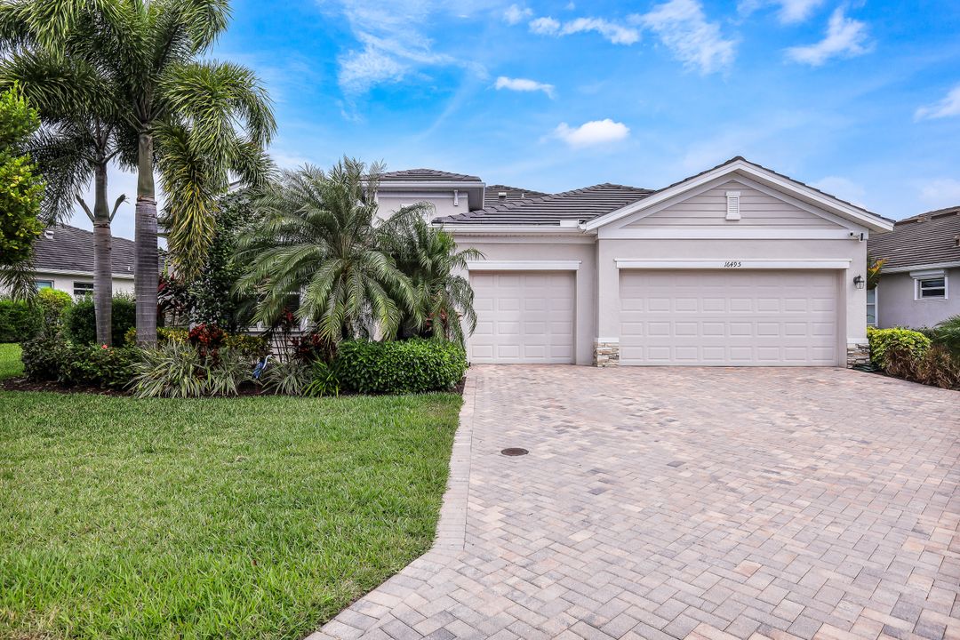 16495 Bonita Landing Cir, Bonita Springs, FL 34135