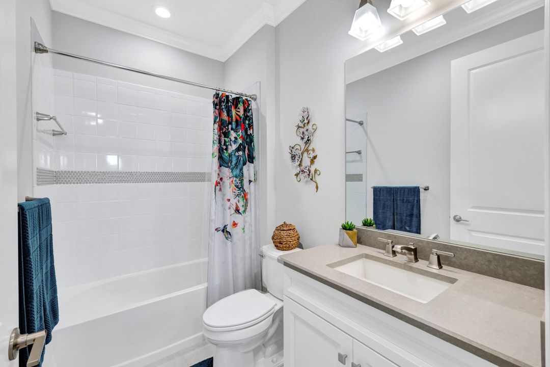 2319 Marquesa Cir, Naples, FL 34112
